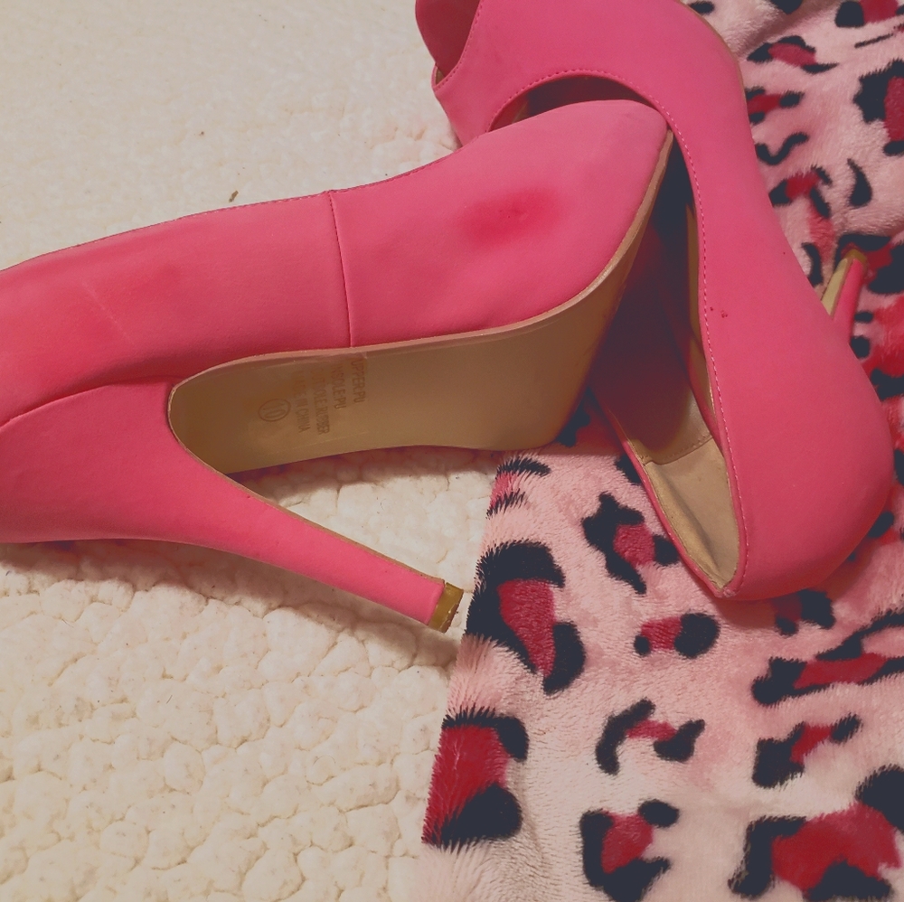 Pink Pumps!